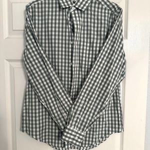 Men’s Gap Non-Iron Long Sleeve Button Front Shirt Green Checks Size Small